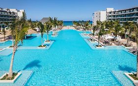 Ocean Eden Bay (Adults Only)